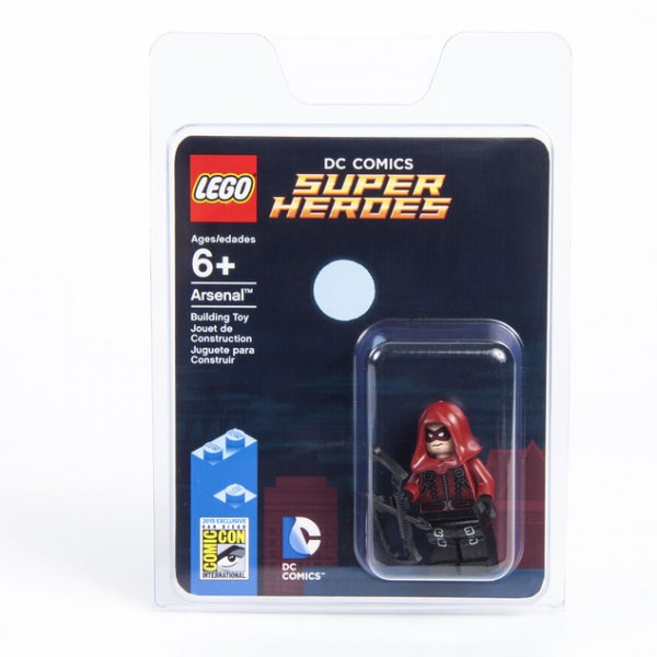 SDCC 2015 exclusive minifig Arsenal box