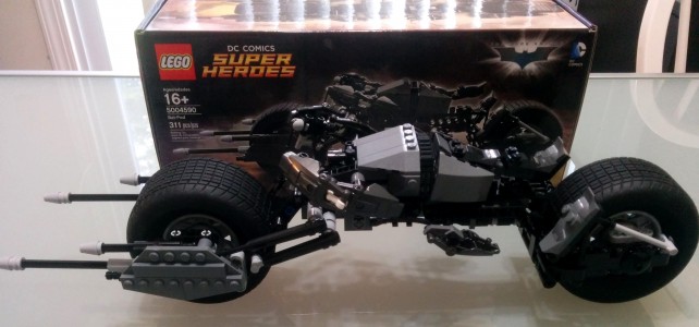 LEGO DC Comics Bat-Pod (5004590) : liste des pièces et instructions