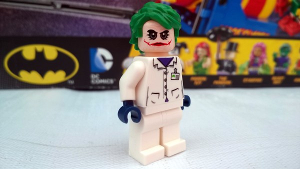 LEGO DC Comics 2016 New Joker minifigure 