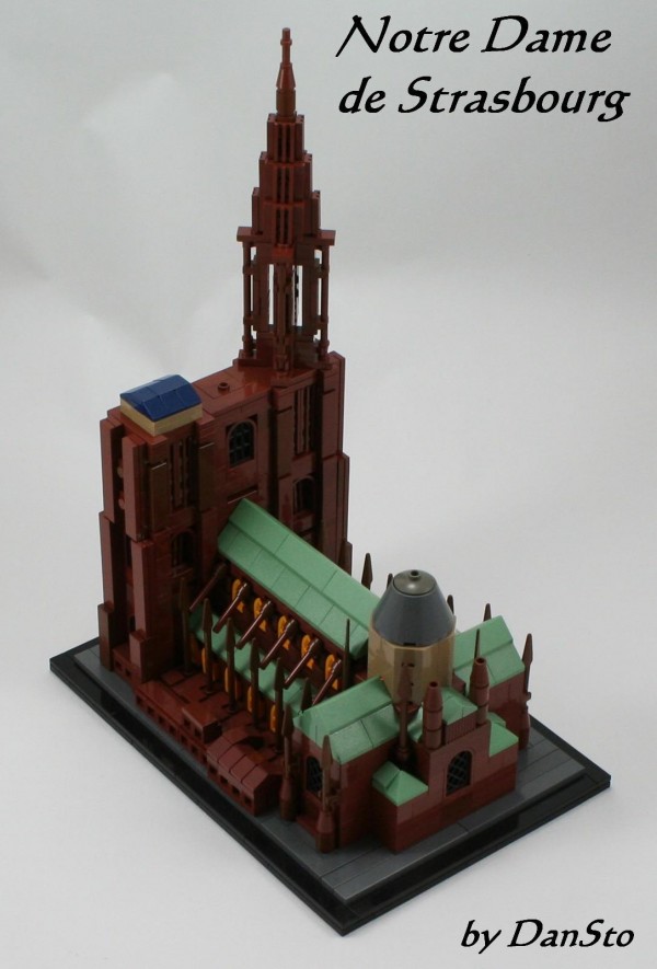 Notre Dame de Strasbourg (LEGO Architecture)