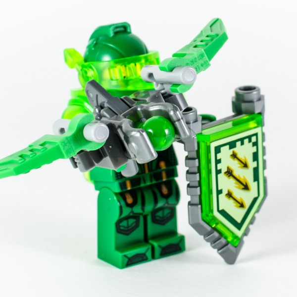 Review LEGO Nexo Knights 70332 Ultimate Aaron 09