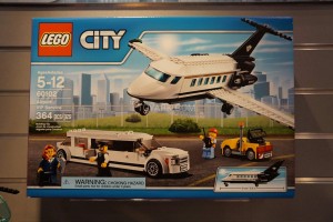 LEGO City 60102 Airport VIP Service 1