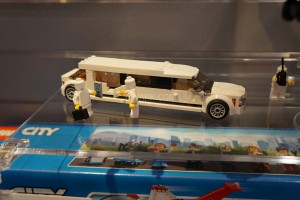 LEGO City 60102 Airport VIP Service 3