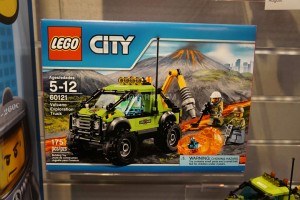 LEGO City 60121 Volcano Exploration Truck 1