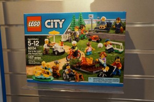 LEGO City 2016 60134 Fun in the Park 1