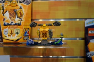 LEGO Nexo Knights 2016 02