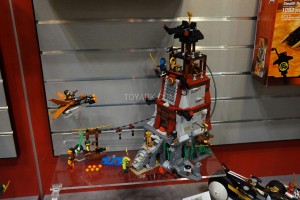 LEGO Ninjago 70594 The Lighthouse Siege 2