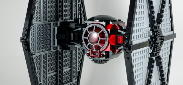 REVIEW LEGO 75101 Star Wars First Order Special Forces TIE Fighter