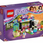 LEGO Friends Amusement Park Arcade (41127) box