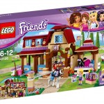 LEGO Friends Heartlake Horse Riding Club (41126) box