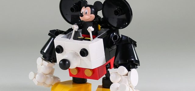 Robot Mickey Mouse