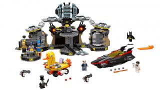 70909 Batcave Break-In