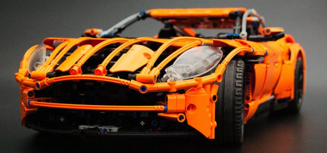 LEGO Technic Aston Martin DB11