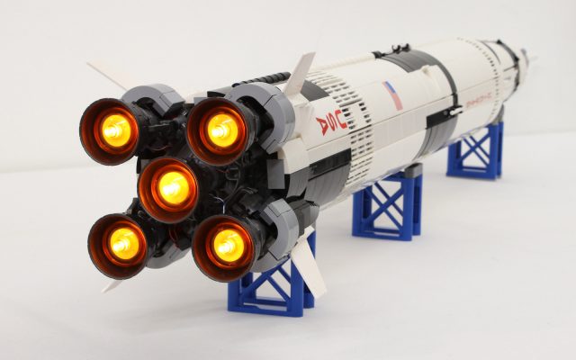 LEGO Saturn V son et lumière