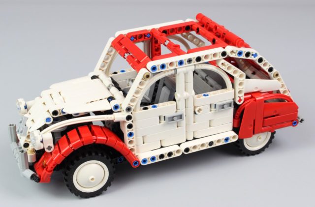 LEGO Technic Citroen 2CV