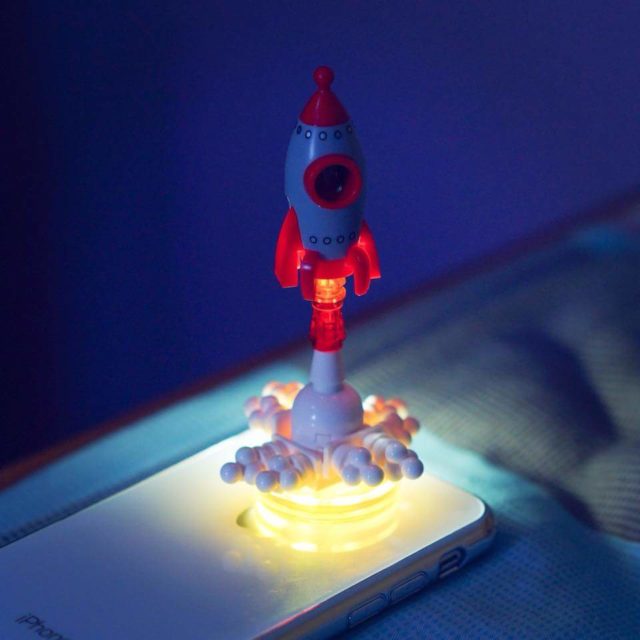 LEGO Rocket décollage fusée iPhone