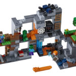 LEGO Minecraft 21147 The Bedrock Adventures