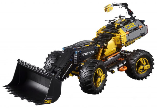 LEGO Technic 42081 Volvo Concept Loader ZEUX