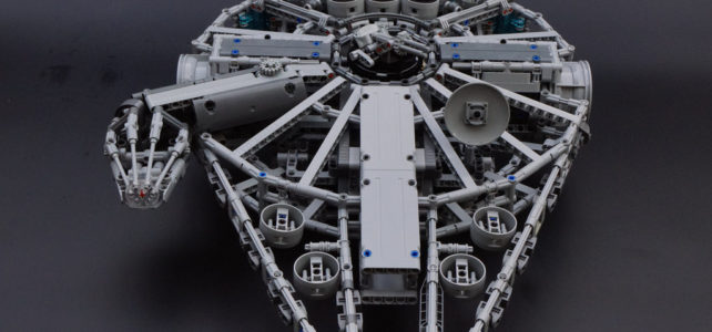 Star Wars Millennium Falcon LEGO Technic