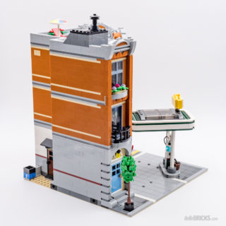 REVIEW LEGO 10264 Modular Corner Garage