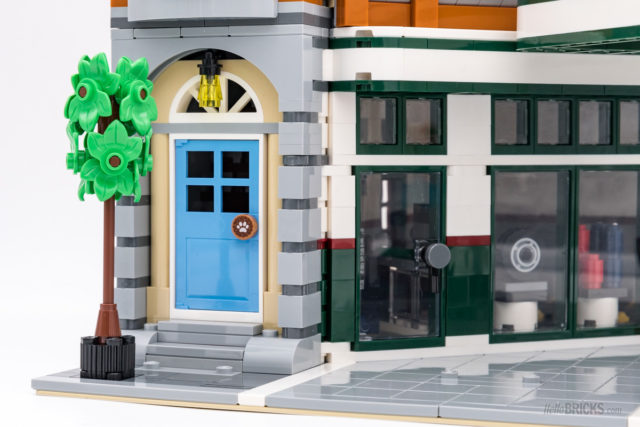 REVIEW LEGO 10264 Modular Corner Garage