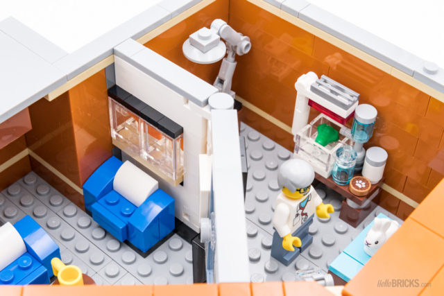 REVIEW LEGO 10264 Modular Corner Garage