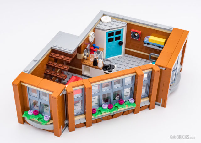 REVIEW LEGO 10264 Modular Corner Garage