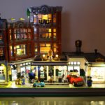 Double modular LEGO 10264 Corner Garage