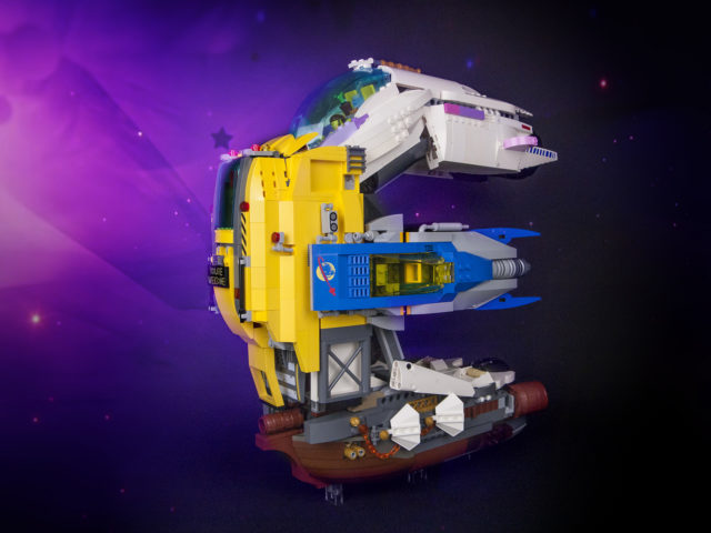 The LEGO Movie 2 Emmet Super spaceship