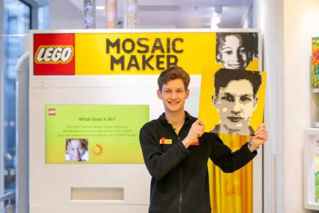 LEGO Mosaic Maker