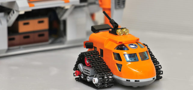 Arctic track carrier : ou comment détourner les métapièces de cockpit d’avion Arctic track carrier