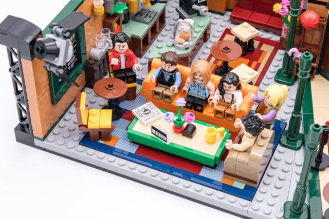 REVIEW LEGO Ideas 21319 Central Perk Friends
