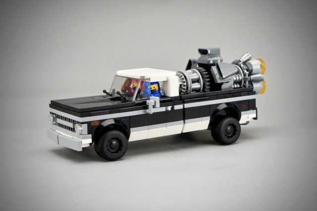 LEGO Movie Benny's SpaceTruck