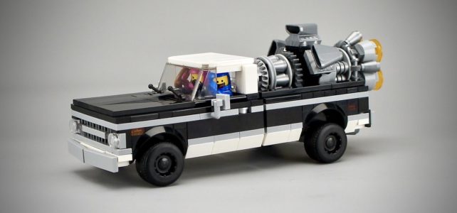 LEGO Movie Benny's SpaceTruck