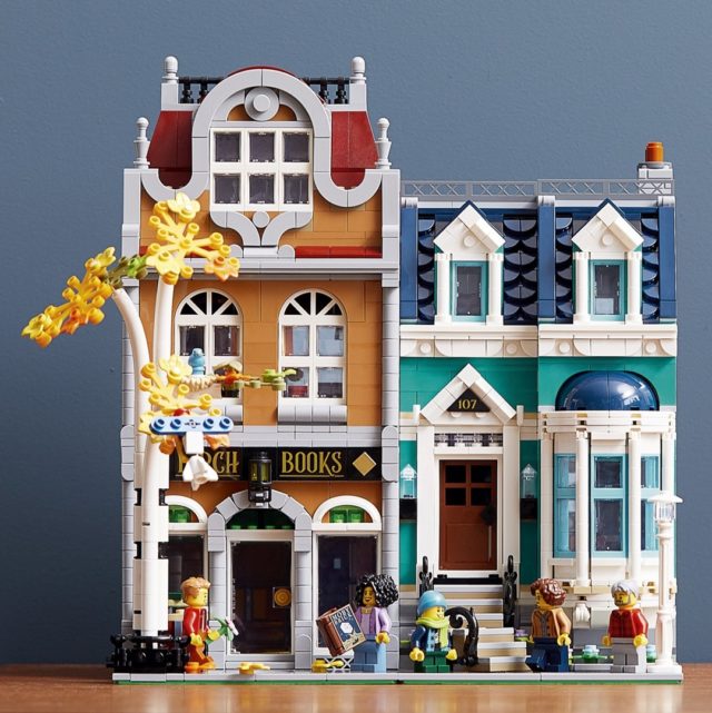 LEGO Creator Expert 10270 Bookshop modular