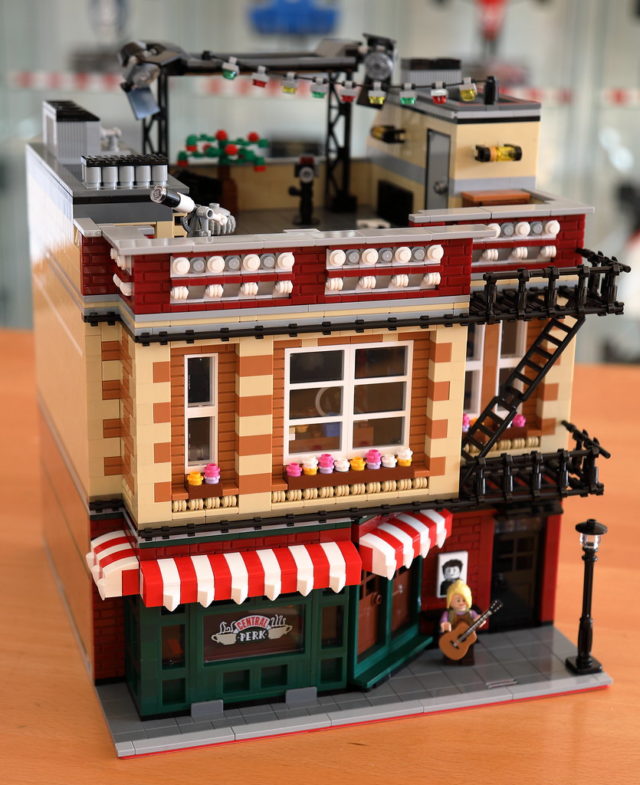 LEGO Modular Central Perk & Big Bang Theory