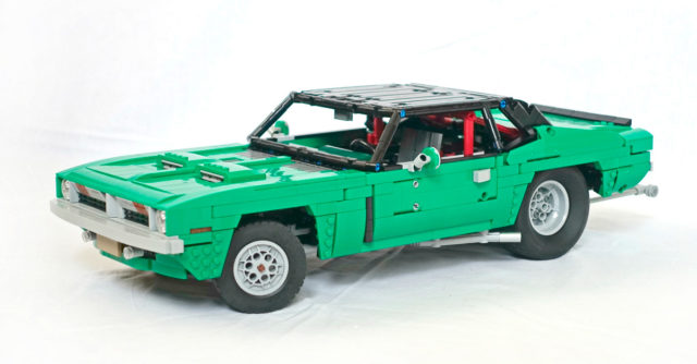 LEGO Technic Plymouth Barracuda 1970