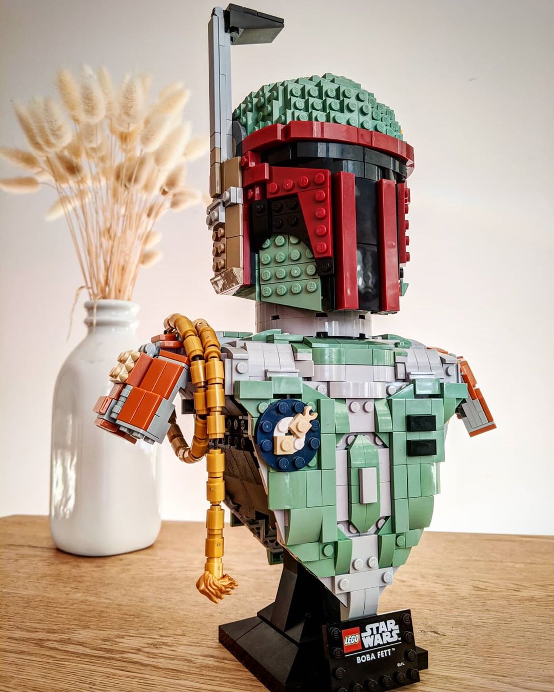 Buste de Boba Fett et casque de Shock Trooper - HelloBricks