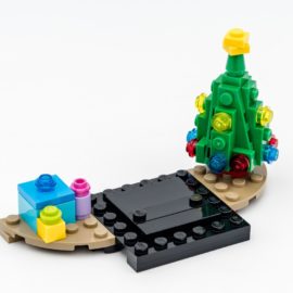 REVIEW LEGO BrickHeadz 40425 Nutcracker - HelloBricks