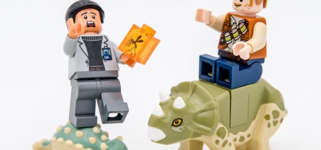 REVIEW LEGO Jurassic World 75939 Dr. Wu’s Lab Baby Dinosaurs Breakout