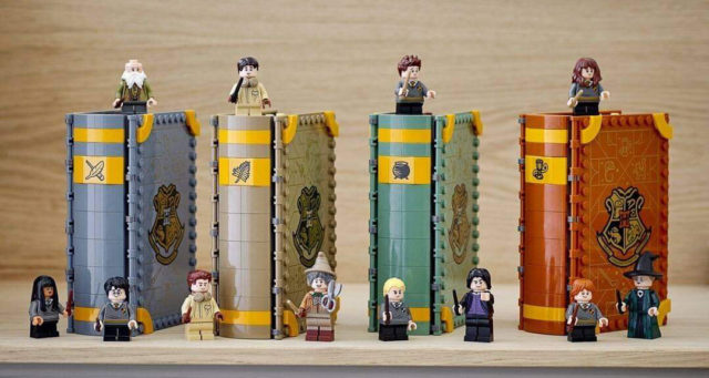 LEGO Harry Potter Hogwarts Moment 2021