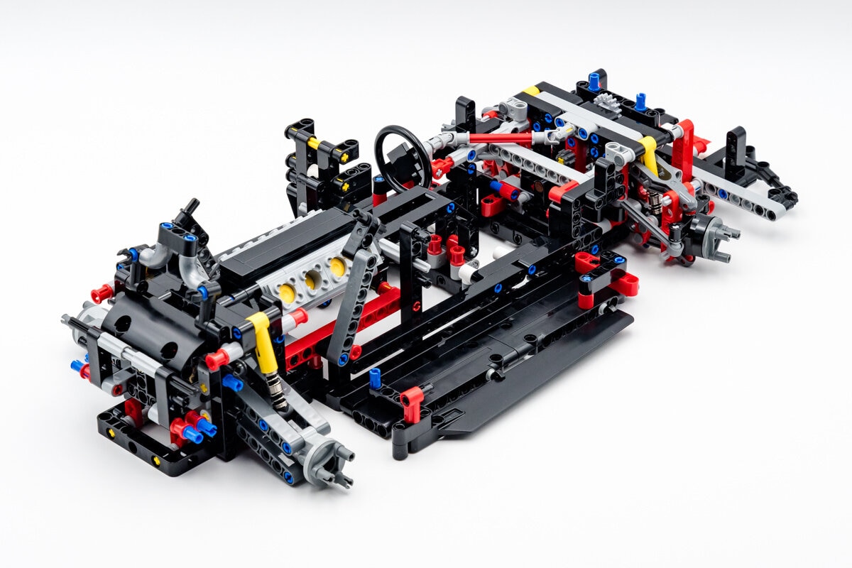 Lego technic 42125 ferrari 488 gte af corse #51 modele authentique de la  voiture de course d'endurance a exposer pour adultes - La Poste