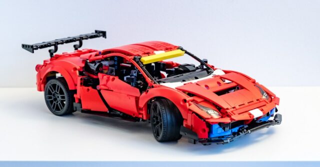 REVIEW LEGO Technic 42125 Ferrari 488 GTE AF Corse 51