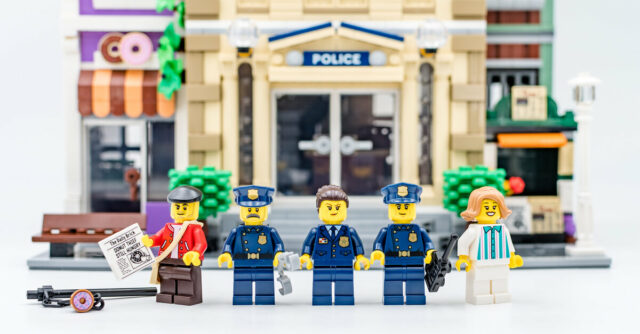 REVIEW LEGO 10278 Police Station Modular