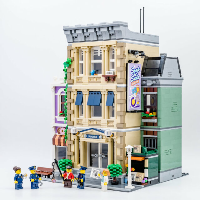 REVIEW LEGO 10278 Police Station Modular