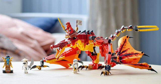 LEGO Ninjago Legacy 71753 dragon