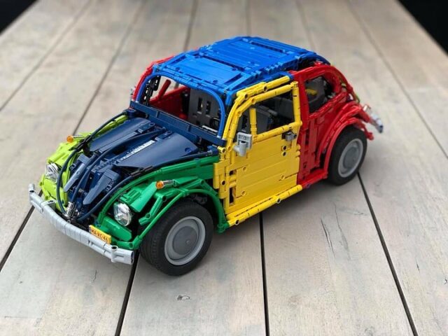 LEGO Technic VW Coccinelle multicolore