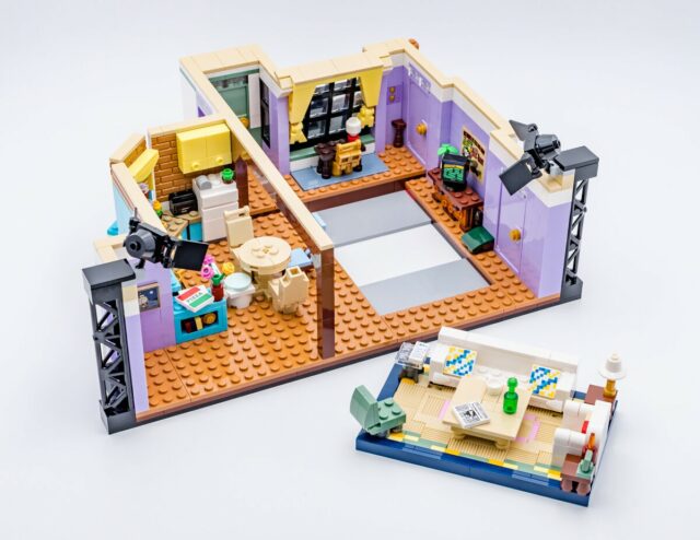 Review LEGO 10292 FRIENDS Apartments