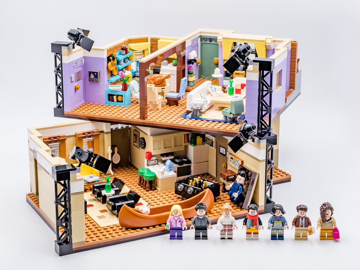 LEGO® review: 10292 Friends - The Apartments