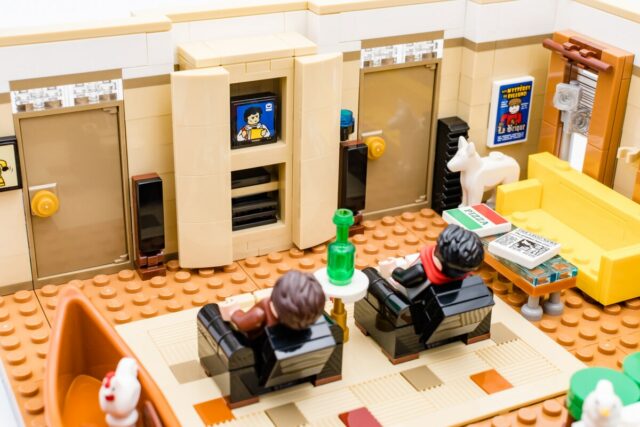 Review: Lego Les appartements de Friends (10292) - Movie Objects